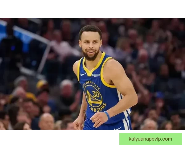 乔治生涯第30次单场至少4断4三分仅次哈登库里排名历史第三 乔治生涯第30次单场至少4断4三分仅次哈登库里排名历史第三